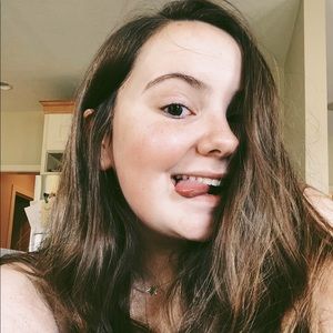 Meet your Posher, Ally